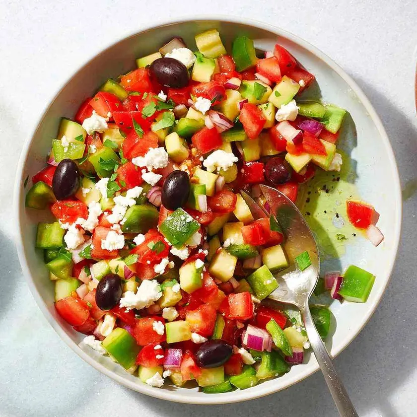 Akdeniz Çoban Salatası